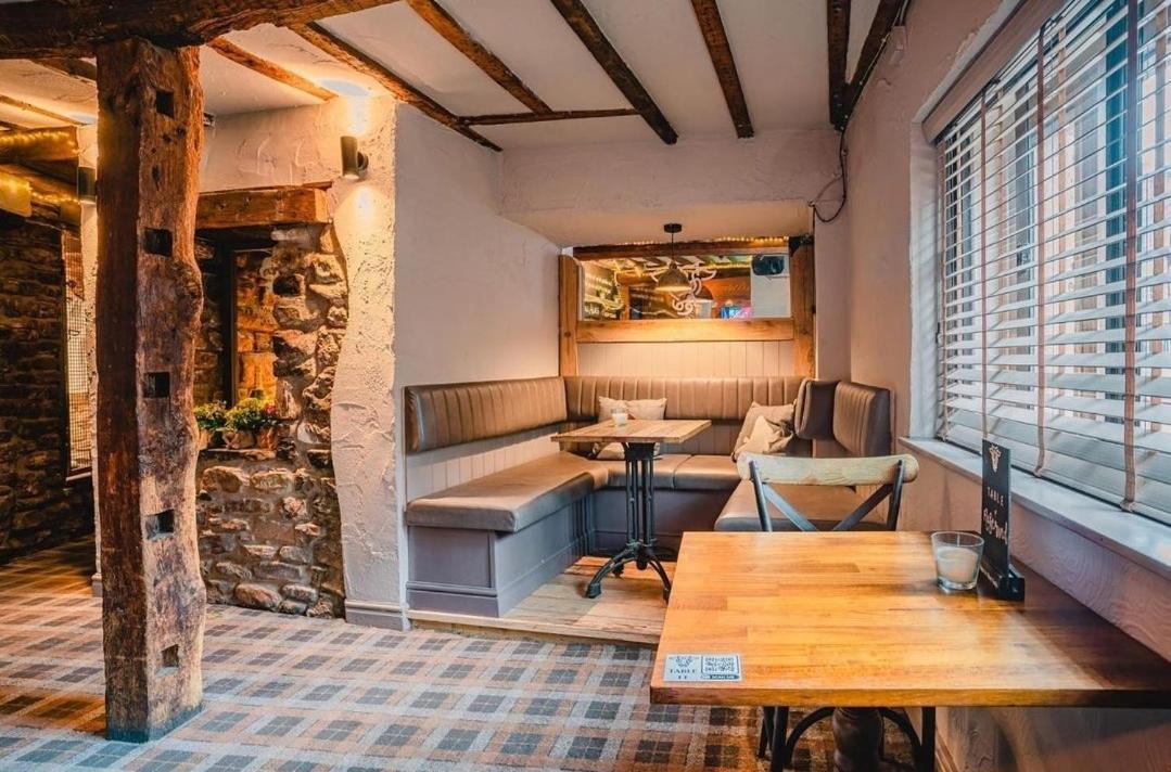 Lovely 1-Bed Loft In Newport Exterior photo