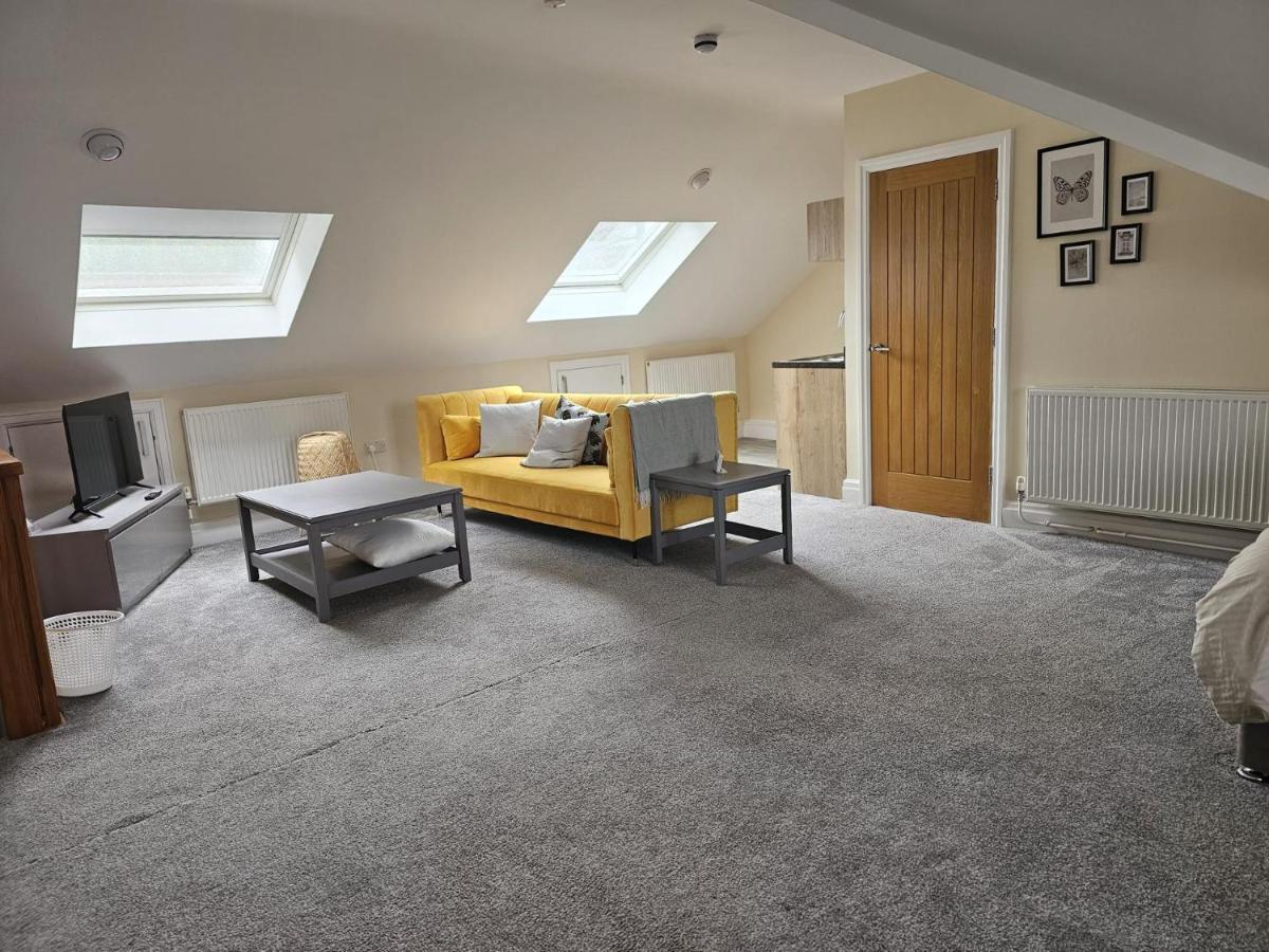 Lovely 1-Bed Loft In Newport Exterior photo